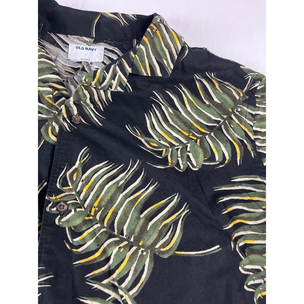 Old Navy Men's XL Black Tropical Palm Leaf‎ Print Short Sleeve Shirt